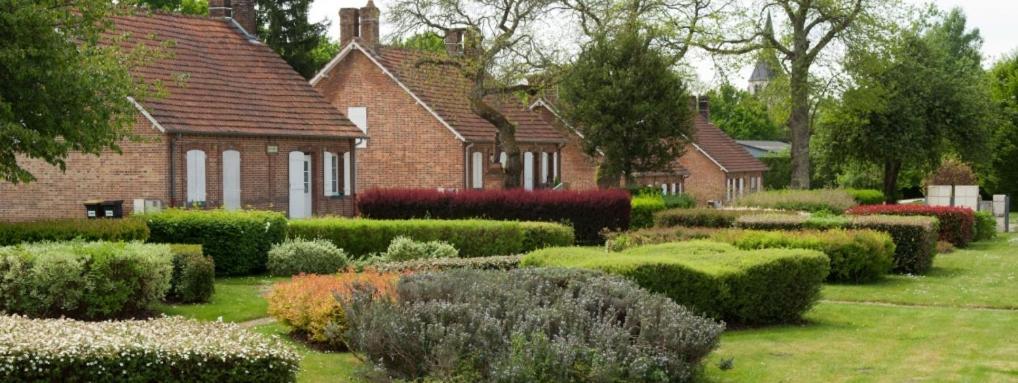 Le Cocoon D'Annabelle - Jolie Maison Avec Jeux Et Grand Jardin Pierrefitte-sur-Sauldre Luaran gambar